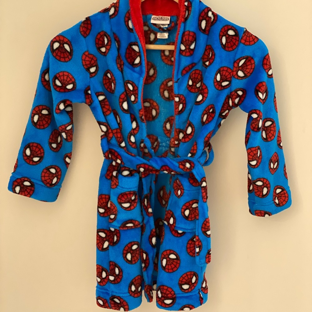 Boys 5T fleece Spider-Man robe